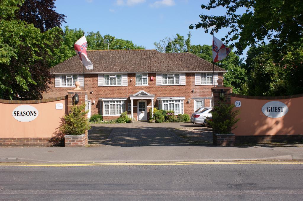 הורלי All Seasons Gatwick Guest House & Parking מראה חיצוני תמונה