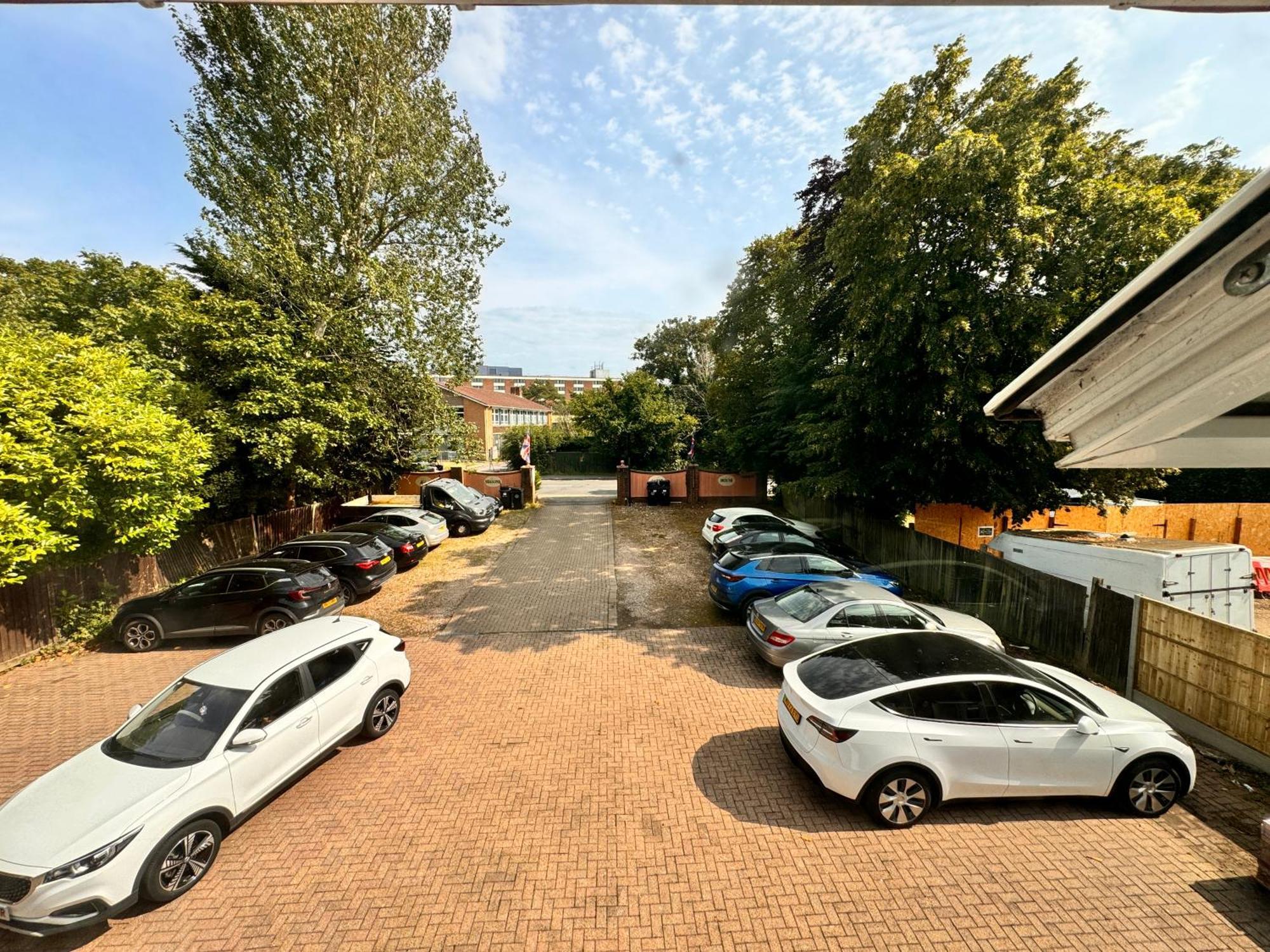 הורלי All Seasons Gatwick Guest House & Parking מראה חיצוני תמונה