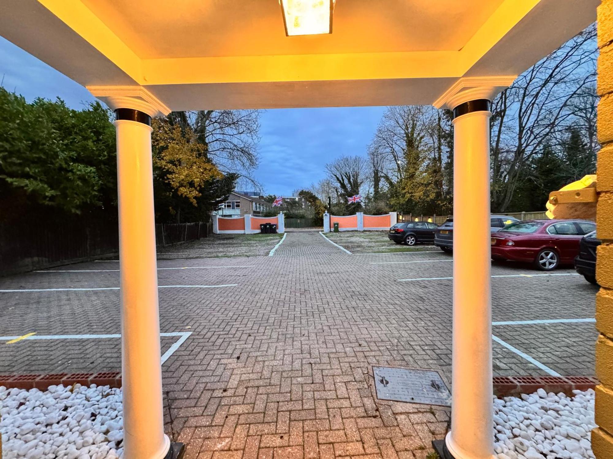 הורלי All Seasons Gatwick Guest House & Parking מראה חיצוני תמונה